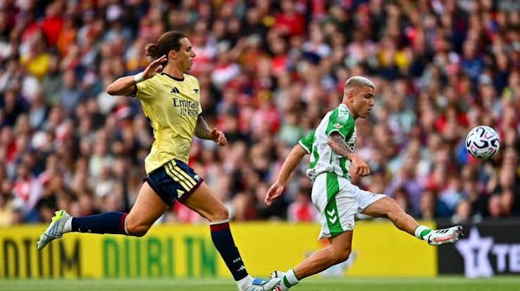 Arsenal vs Real Betis (01:45 - 06/08)